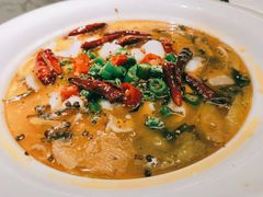 特色酸菜鱼-芳满庭粤菜餐厅(丹阳吾悦店)