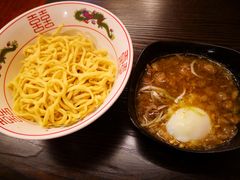 二郎沾面-拉面莊夢語＆中华料理八椿