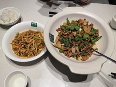 -绿草地·湘菜(7mall店)