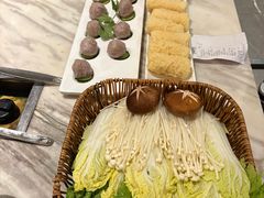 -同仁四季椰子鸡(福田东园总店)