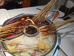 -佰人王串串香火锅(洋珠巷店)