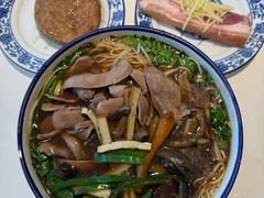 -镇南锅盖面馆(解放路店)