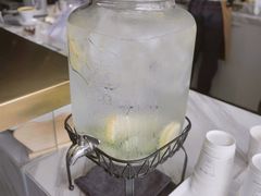 -UNI UNI(环亚凯瑟琳店)