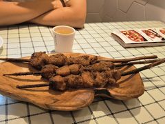 -疆山别院·木垒羊·新疆菜烧烤(铁路局店)