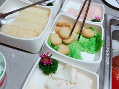 -海底捞火锅(金山百联店)