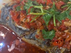 剁椒鱼头-万景饭店·鱼街农家菜