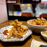 服务生超级热情，会主动来介绍店里的特色菜