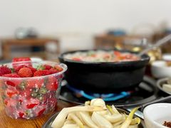 -钰洁腊排骨火锅