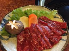 -炼火烤肉店