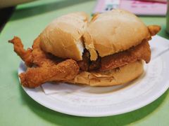 猪扒包-胜利茶餐室