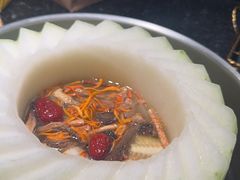 -得意咚瓜·顺德鱼生·冬瓜火锅(深圳首店)