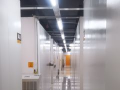 -安东易迷你自助仓储寄存仓库(杨浦店)