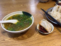 -黄阿姨锅贴大王(万航渡路店)