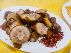 -老鼎万春卤菜(五代传承创始老店)