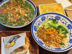 -陕味食族油泼面(工商大学店)
