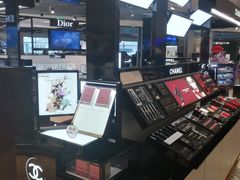 -Travel Value Fashion
