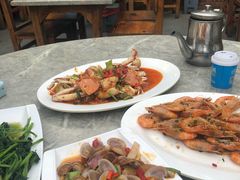 -四川小胡子海鲜(丁村万人海鲜广场店)