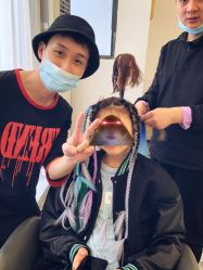 -V8潮牌·接发烫染连锁