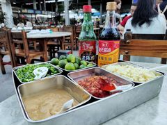 -四川小胡子海鲜(丁村万人海鲜广场店)