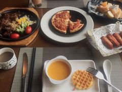 -戈尔登酒店·满堂彩咖啡厅