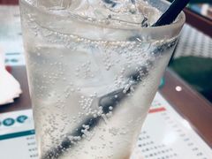 咸柠七-小龍鳳餐室(番禺路店)
