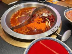 -沸炉重庆老火锅(军事博物馆店)