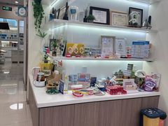 -维乐口腔(美维云门诊陆家嘴店)