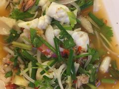 -J Daeng Seafood