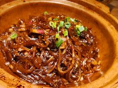 -有红鸡毛店·川菜(建设路店)