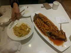 -闫府私房菜(经四路万达店)