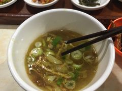 -乡党臊子面(丰庆公园店)