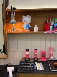 -MARTIN'S BARBER SHOP男士理发馆