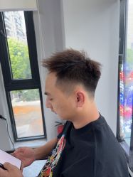 -DK SALON连锁专业烫染接发店