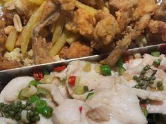 -小鱼小牛·鱼牛干锅·脆鱼火锅(世欧广场店)