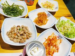 -唯成•韩国炭火烤肉 유성고기