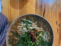 -正宗杨记普洱酸醋米线(总店)