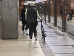 -花园桥(地铁站)