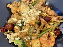 -醉人椒麻辣香锅(王府井喜悦店)