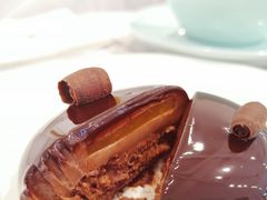 -Fridi Patisserie Cafe