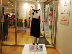 -优衣库(哈尔滨中央大街店)