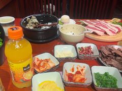 -喜牛烧肉酒场·黑金店(威高广场店)