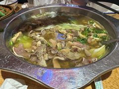 -谢老五跷脚牛肉·非遗传承店
