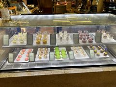-大中华希尔顿酒店-念自助餐·嗨啤·小龙虾