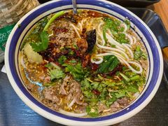 -云阿蛮云南生烫牛肉米线(奉贤路店)