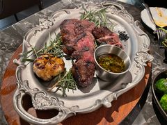 -LESCEDARS Brasserie Bistro香柏树