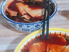 -老字号杨坡红油米线腊汁肉夹馍(东四道巷店)