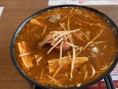 招牌炸酱小锅米线-肥汁米蘭香港米线(定西路店)