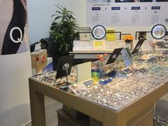 -天空之镜眼镜店蔡司依视路配镜授权零售店(望京颐堤港店)