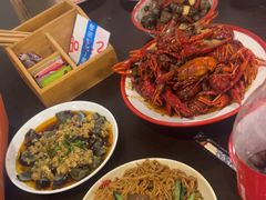 -冶建镜子·老南昌大排档·江西虾王(总店)
