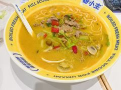 酸汤鲜切牛肉粉-粉小主·贵州酸汤牛肉粉(南京仙林金鹰店)